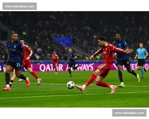 欧冠历史经典决赛全景回顾与传奇豪门巅峰对决深度盘点荣耀瞬间 - 副本 (3)